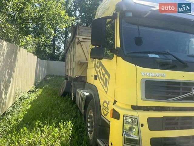Желтый Вольво ФМ 12, объемом двигателя 10.84 л и пробегом 999 тыс. км за 16500 $, фото 1 на Automoto.ua