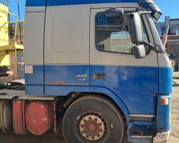 Синий Вольво ФМ 12, объемом двигателя 12.78 л и пробегом 1 тыс. км за 15000 $, фото 3 на Automoto.ua