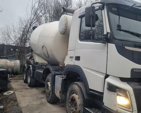 Білий Вольво FM 13, об'ємом двигуна 12.78 л та пробігом 181 тис. км за 67000 $, фото 2 на Automoto.ua