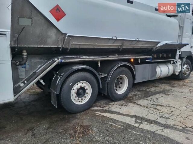 Білий Вольво FM 13, об'ємом двигуна 16.13 л та пробігом 960 тис. км за 36000 $, фото 21 на Automoto.ua