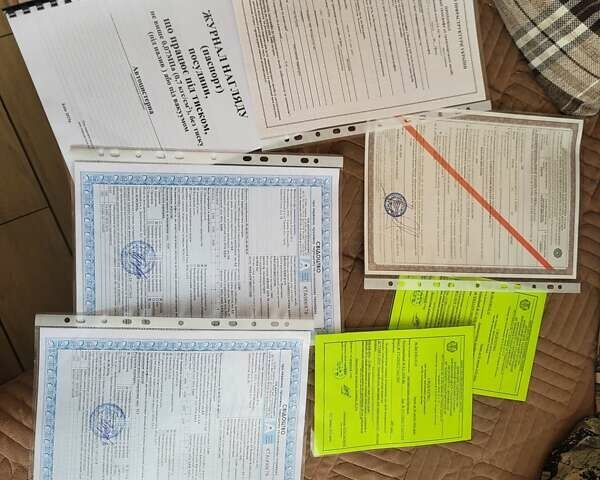 Білий Вольво FM 13, об'ємом двигуна 16.13 л та пробігом 960 тис. км за 36000 $, фото 28 на Automoto.ua