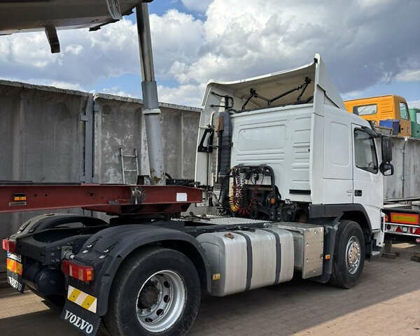 Білий Вольво FM 13, об'ємом двигуна 12.8 л та пробігом 2 тис. км за 15500 $, фото 1 на Automoto.ua