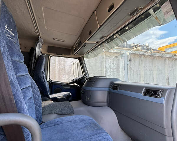 Білий Вольво FM 13, об'ємом двигуна 12.8 л та пробігом 2 тис. км за 15500 $, фото 4 на Automoto.ua