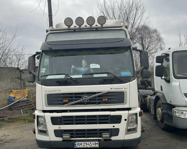 Білий Вольво FM 13, об'ємом двигуна 12.9 л та пробігом 1 тис. км за 12000 $, фото 1 на Automoto.ua