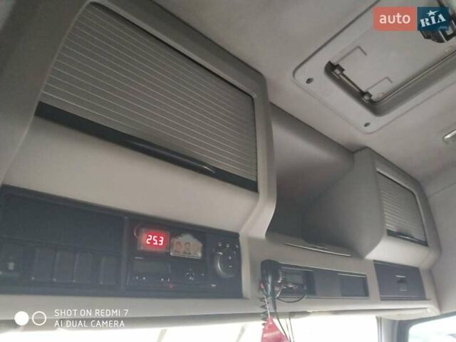 Белый Вольво FM 13, объемом двигателя 12.78 л и пробегом 129 тыс. км за 20500 $, фото 3 на Automoto.ua