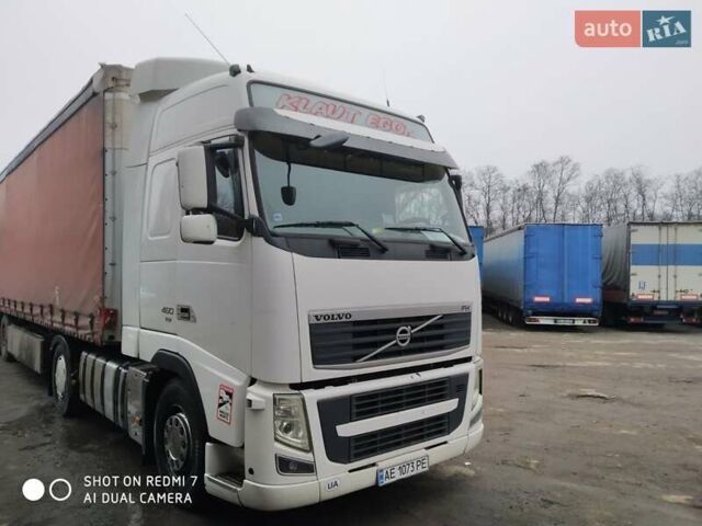 Белый Вольво FM 13, объемом двигателя 12.78 л и пробегом 129 тыс. км за 20500 $, фото 6 на Automoto.ua