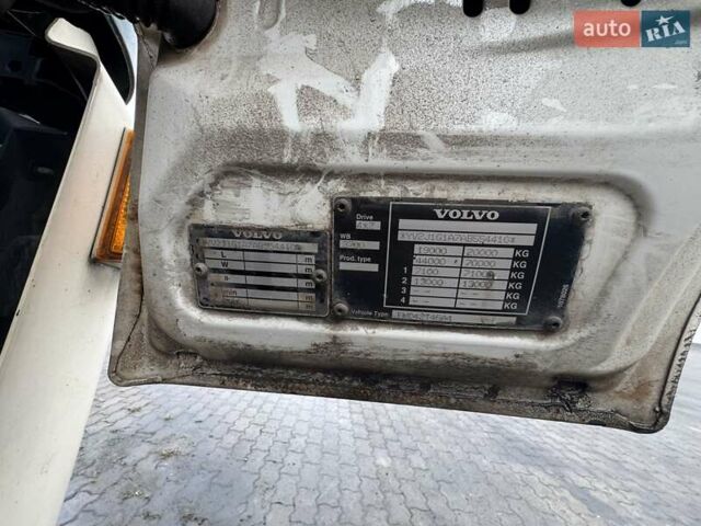 Бежевий Вольво FM 13, об'ємом двигуна 10.84 л та пробігом 840 тис. км за 10700 $, фото 13 на Automoto.ua