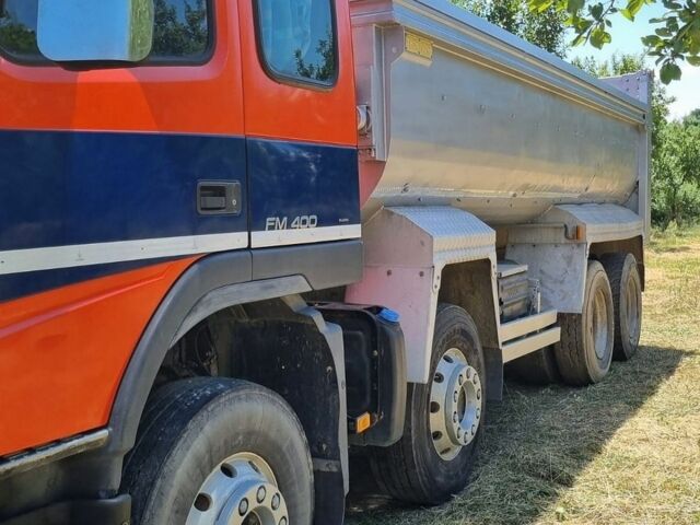 Красный Вольво FM 13, объемом двигателя 12.9 л и пробегом 650 тыс. км за 34790 $, фото 2 на Automoto.ua