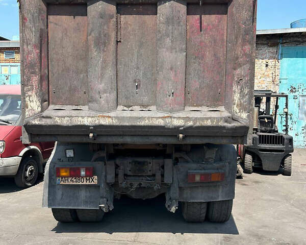 Красный Вольво FM 13, объемом двигателя 12.8 л и пробегом 380 тыс. км за 34000 $, фото 1 на Automoto.ua