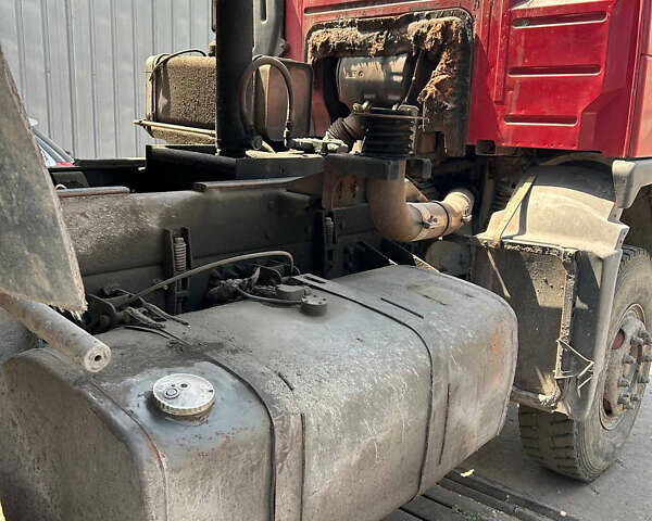 Красный Вольво FM 13, объемом двигателя 12.8 л и пробегом 380 тыс. км за 34000 $, фото 9 на Automoto.ua