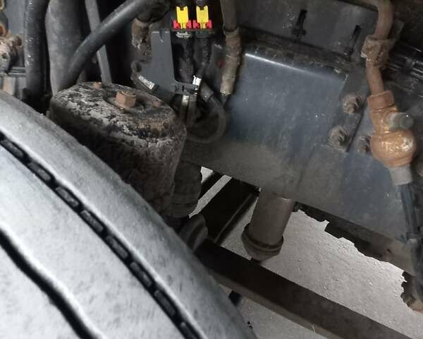 Червоний Вольво FM 13, об'ємом двигуна 10.85 л та пробігом 171 тис. км за 14500 $, фото 21 на Automoto.ua