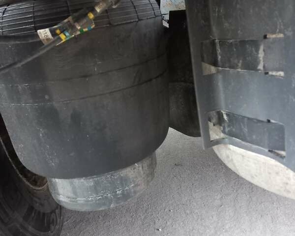 Червоний Вольво FM 13, об'ємом двигуна 10.85 л та пробігом 171 тис. км за 14500 $, фото 31 на Automoto.ua