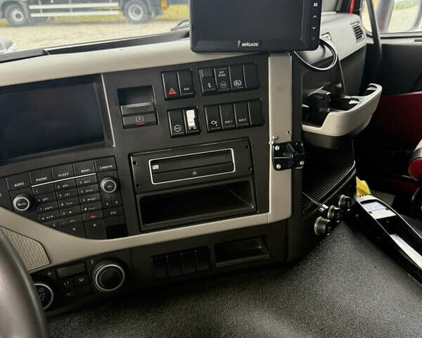 Вольво FM 13, объемом двигателя 0 л и пробегом 200 тыс. км за 90845 $, фото 11 на Automoto.ua