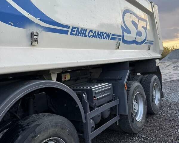 Вольво FM 13, объемом двигателя 12.9 л и пробегом 800 тыс. км за 55000 $, фото 9 на Automoto.ua