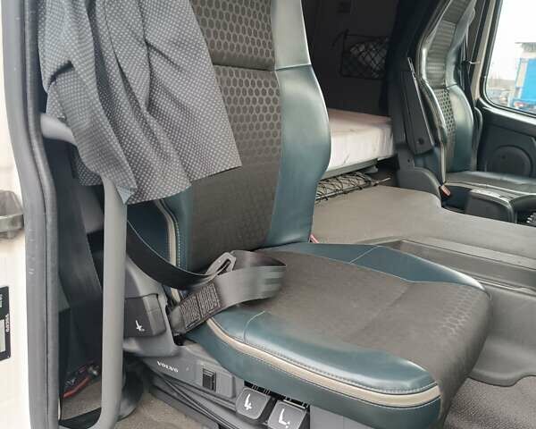Вольво FM 13, объемом двигателя 12.8 л и пробегом 1 тыс. км за 28999 $, фото 16 на Automoto.ua