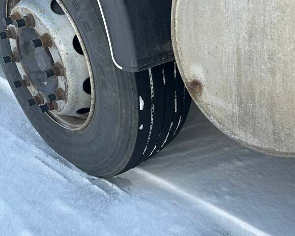 Синий Вольво FM 13, объемом двигателя 12 л и пробегом 580 тыс. км за 27500 $, фото 9 на Automoto.ua