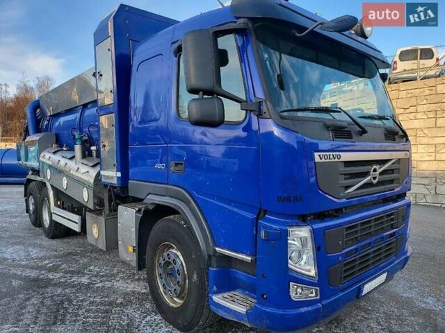 Синий Вольво FM 13, объемом двигателя 12.8 л и пробегом 350 тыс. км за 70690 $, фото 1 на Automoto.ua
