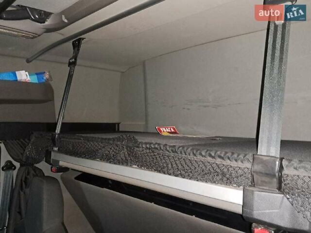 Зеленый Вольво FM 13, объемом двигателя 0 л и пробегом 350 тыс. км за 40000 $, фото 6 на Automoto.ua