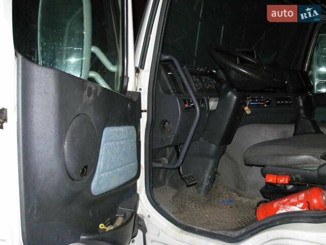 Белый Вольво FM 7, объемом двигателя 6.7 л и пробегом 895 тыс. км за 24500 $, фото 17 на Automoto.ua