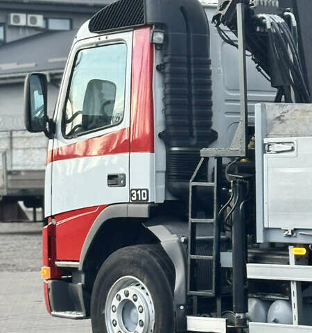 Белый Вольво FM 7, объемом двигателя 7.3 л и пробегом 800 тыс. км за 31000 $, фото 6 на Automoto.ua