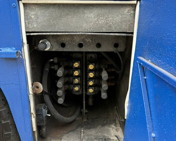 Белый Вольво FM 9, объемом двигателя 9.4 л и пробегом 106 тыс. км за 32000 $, фото 8 на Automoto.ua
