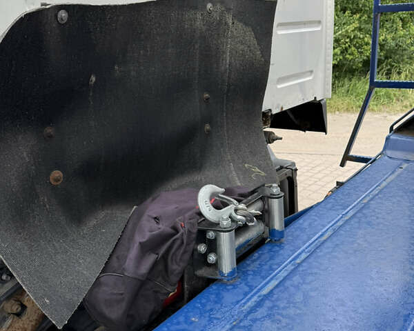 Белый Вольво FM 9, объемом двигателя 9.4 л и пробегом 106 тыс. км за 32000 $, фото 20 на Automoto.ua