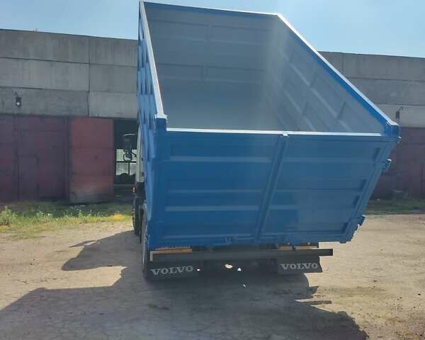 Білий Вольво FM 9, об'ємом двигуна 9.3 л та пробігом 800 тис. км за 22300 $, фото 11 на Automoto.ua