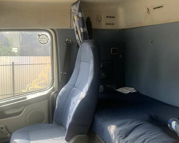 Белый Вольво FM 9, объемом двигателя 9.37 л и пробегом 767 тыс. км за 20300 $, фото 21 на Automoto.ua