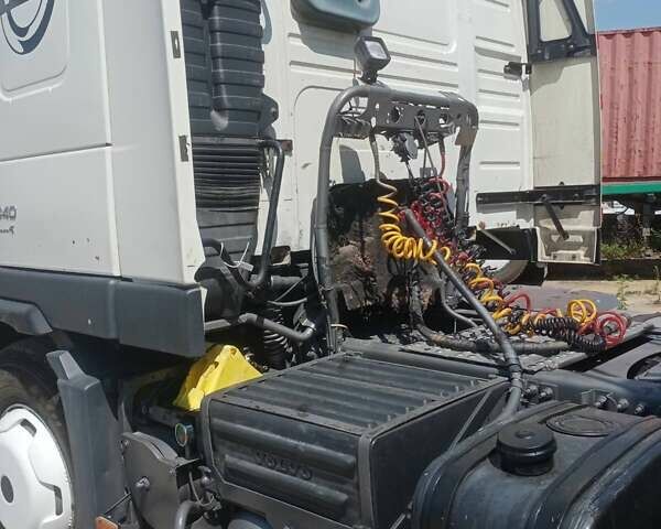 Білий Вольво FM 9, об'ємом двигуна 9.4 л та пробігом 968 тис. км за 11500 $, фото 1 на Automoto.ua