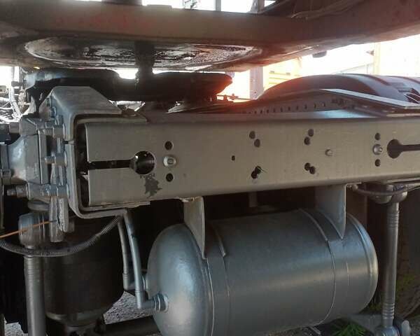 Білий Вольво FM 9, об'ємом двигуна 9.4 л та пробігом 968 тис. км за 11500 $, фото 6 на Automoto.ua