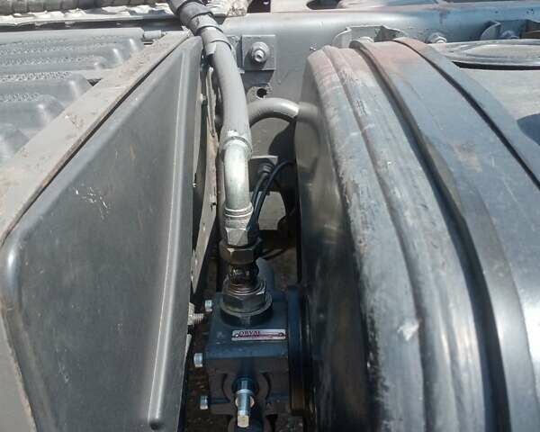 Білий Вольво FM 9, об'ємом двигуна 9.4 л та пробігом 968 тис. км за 11500 $, фото 8 на Automoto.ua