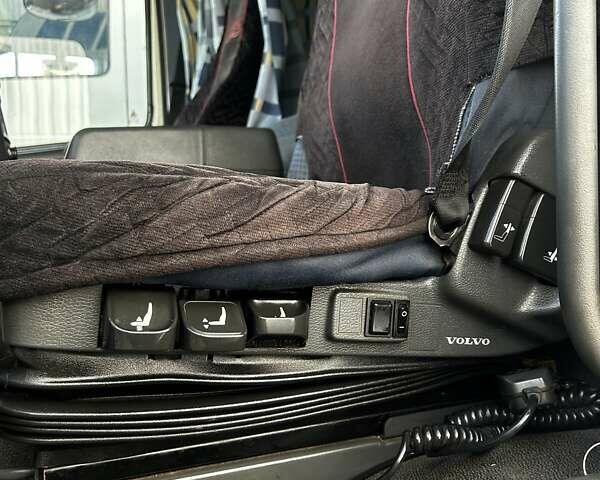 Білий Вольво FM 9, об'ємом двигуна 9.37 л та пробігом 1 тис. км за 40000 $, фото 4 на Automoto.ua