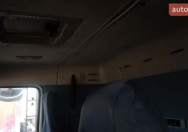 Белый Вольво FM 9, объемом двигателя 9.37 л и пробегом 1 тыс. км за 8000 $, фото 11 на Automoto.ua