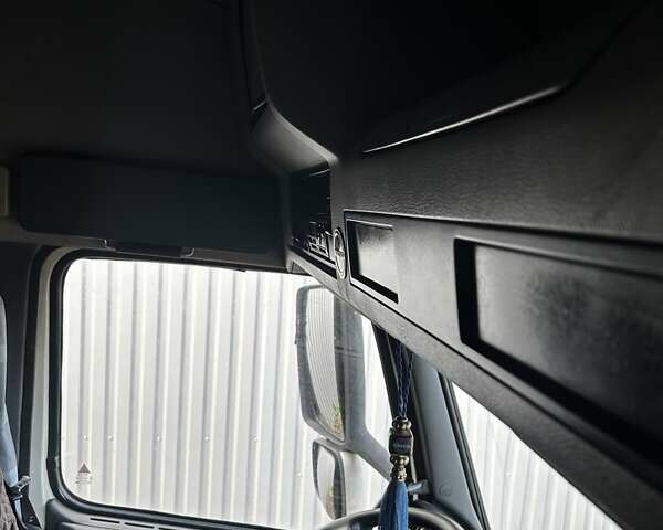 Білий Вольво FM 9, об'ємом двигуна 9.37 л та пробігом 1 тис. км за 40000 $, фото 36 на Automoto.ua