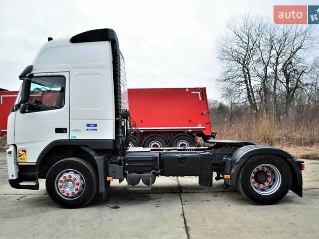 Белый Вольво FM 9, объемом двигателя 10.8 л и пробегом 711 тыс. км за 16558 $, фото 7 на Automoto.ua