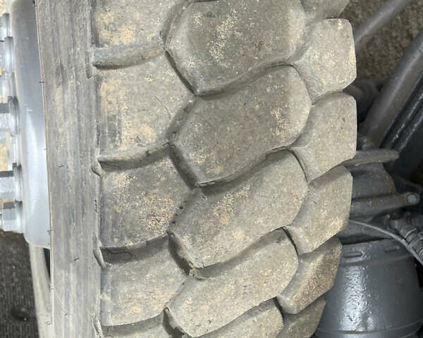 Білий Вольво FM 9, об'ємом двигуна 4.5 л та пробігом 0 тис. км за 47500 $, фото 12 на Automoto.ua