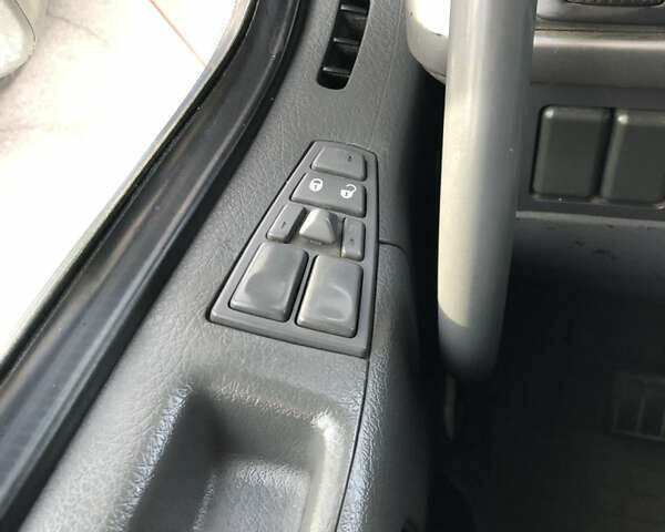 Вольво FM 9, объемом двигателя 9.4 л и пробегом 960 тыс. км за 19700 $, фото 9 на Automoto.ua