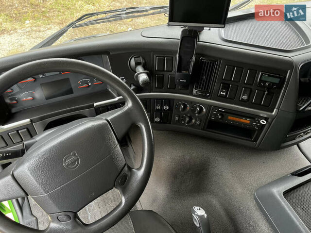 Зелений Вольво FM 9, об'ємом двигуна 10.85 л та пробігом 350 тис. км за 38500 $, фото 15 на Automoto.ua