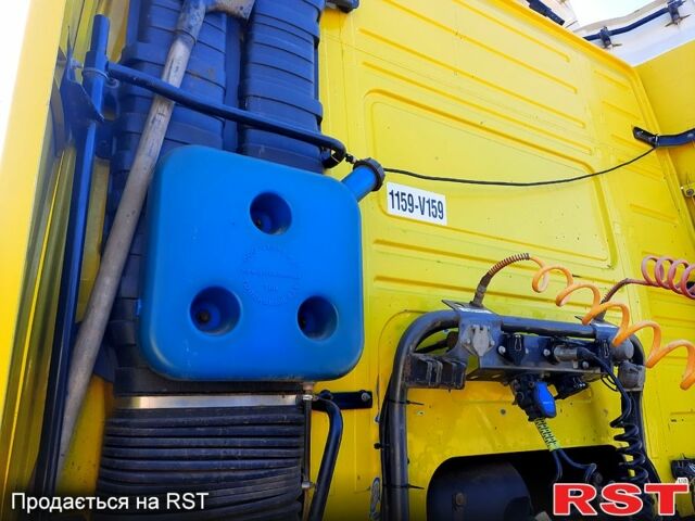 Желтый Вольво ФМ, объемом двигателя 12 л и пробегом 1032 тыс. км за 12000 $, фото 5 на Automoto.ua