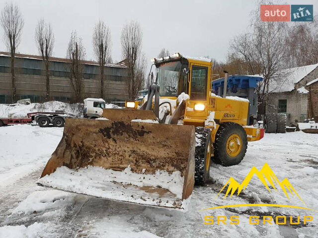 Желтый Вольво L 120F, объемом двигателя 0 л и пробегом 10 тыс. км за 29500 $, фото 6 на Automoto.ua