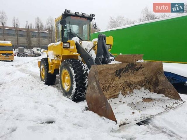 Желтый Вольво L 120F, объемом двигателя 0 л и пробегом 10 тыс. км за 29500 $, фото 12 на Automoto.ua