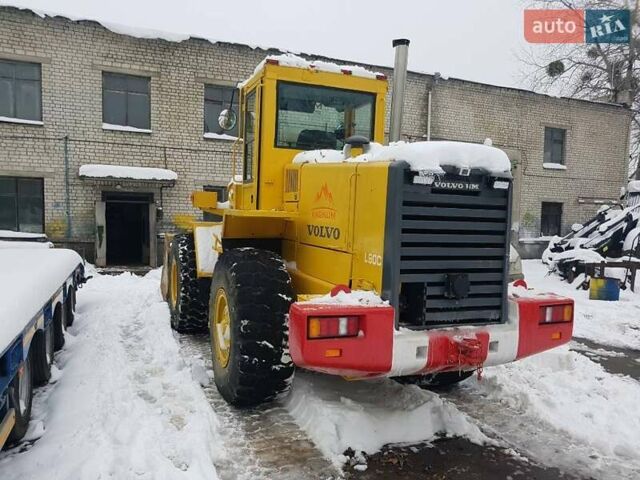 Желтый Вольво L 120F, объемом двигателя 0 л и пробегом 10 тыс. км за 29500 $, фото 11 на Automoto.ua