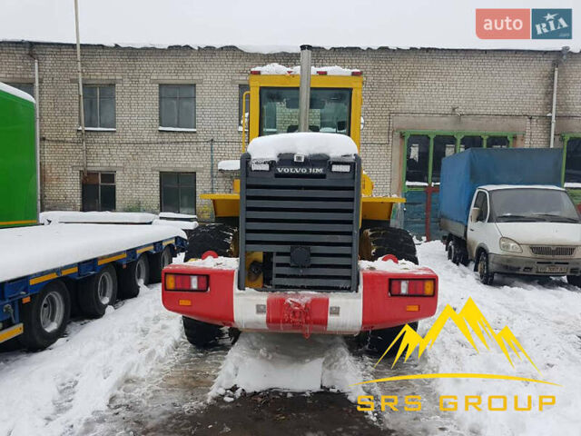Желтый Вольво L 120F, объемом двигателя 0 л и пробегом 10 тыс. км за 29500 $, фото 1 на Automoto.ua