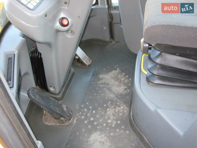 Желтый Вольво Л30б, объемом двигателя 0 л и пробегом 1 тыс. км за 26850 $, фото 9 на Automoto.ua