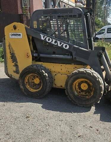 Вольво MC 70B 2004 в Киеве на Automoto.ua Желтый Вольво MC 70B, объемом двигателя 0 л и пробегом 0 тыс. км за 14500 $, фото 3 на Automoto.ua