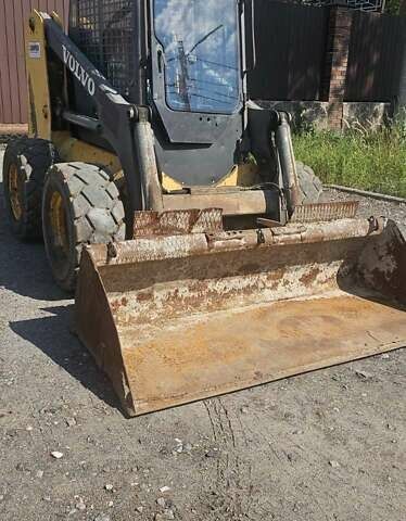 Вольво MC 70B 2004 в Киеве на Automoto.ua Желтый Вольво MC 70B, объемом двигателя 0 л и пробегом 0 тыс. км за 14500 $, фото 4 на Automoto.ua