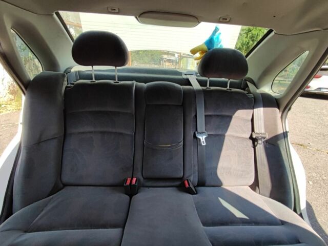 Белый Вольво С40, объемом двигателя 1 л и пробегом 250 тыс. км за 1400 $, фото 15 на Automoto.ua