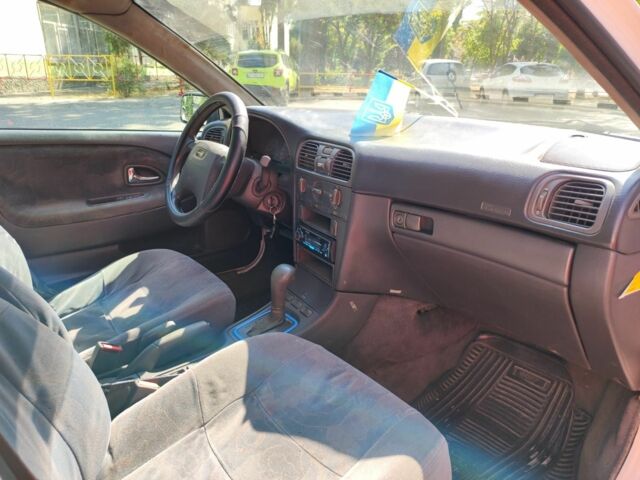 Белый Вольво С40, объемом двигателя 1 л и пробегом 250 тыс. км за 1400 $, фото 17 на Automoto.ua