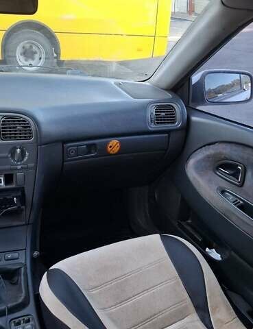 Белый Вольво С40, объемом двигателя 1.8 л и пробегом 350 тыс. км за 1600 $, фото 5 на Automoto.ua