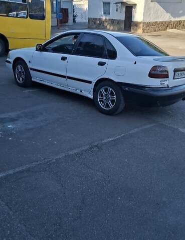 Белый Вольво С40, объемом двигателя 1.8 л и пробегом 350 тыс. км за 1600 $, фото 13 на Automoto.ua